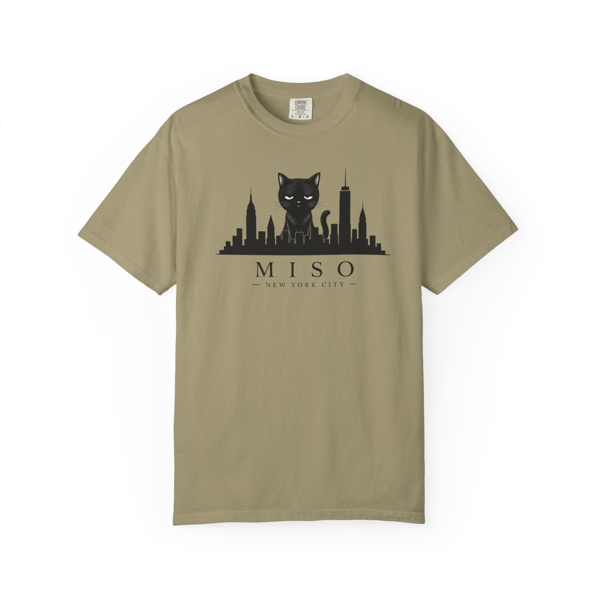 Miso the Cat™ NYC Skyline Tee – Minimalist New York City Graphic Shirt