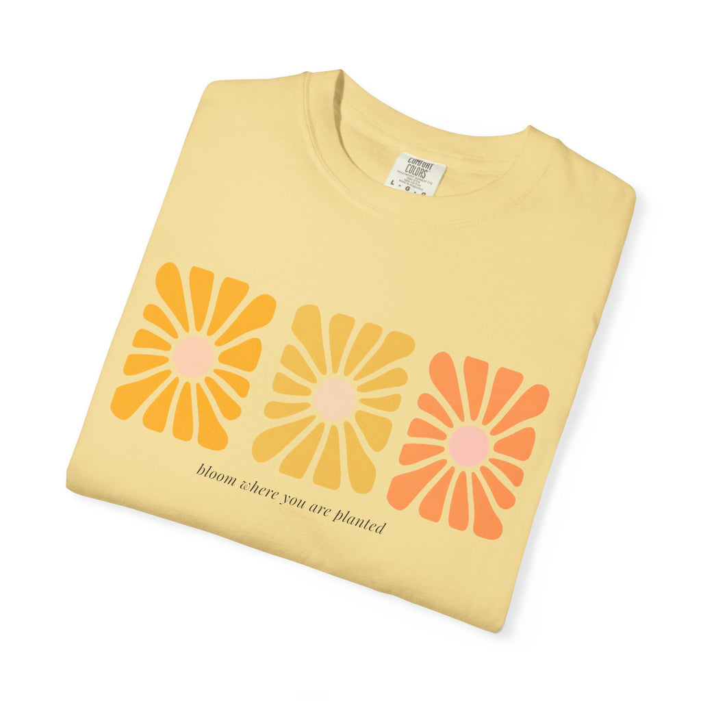 Retro 3-Daisy Graphic T-Shirt — "Bloom in the Present"