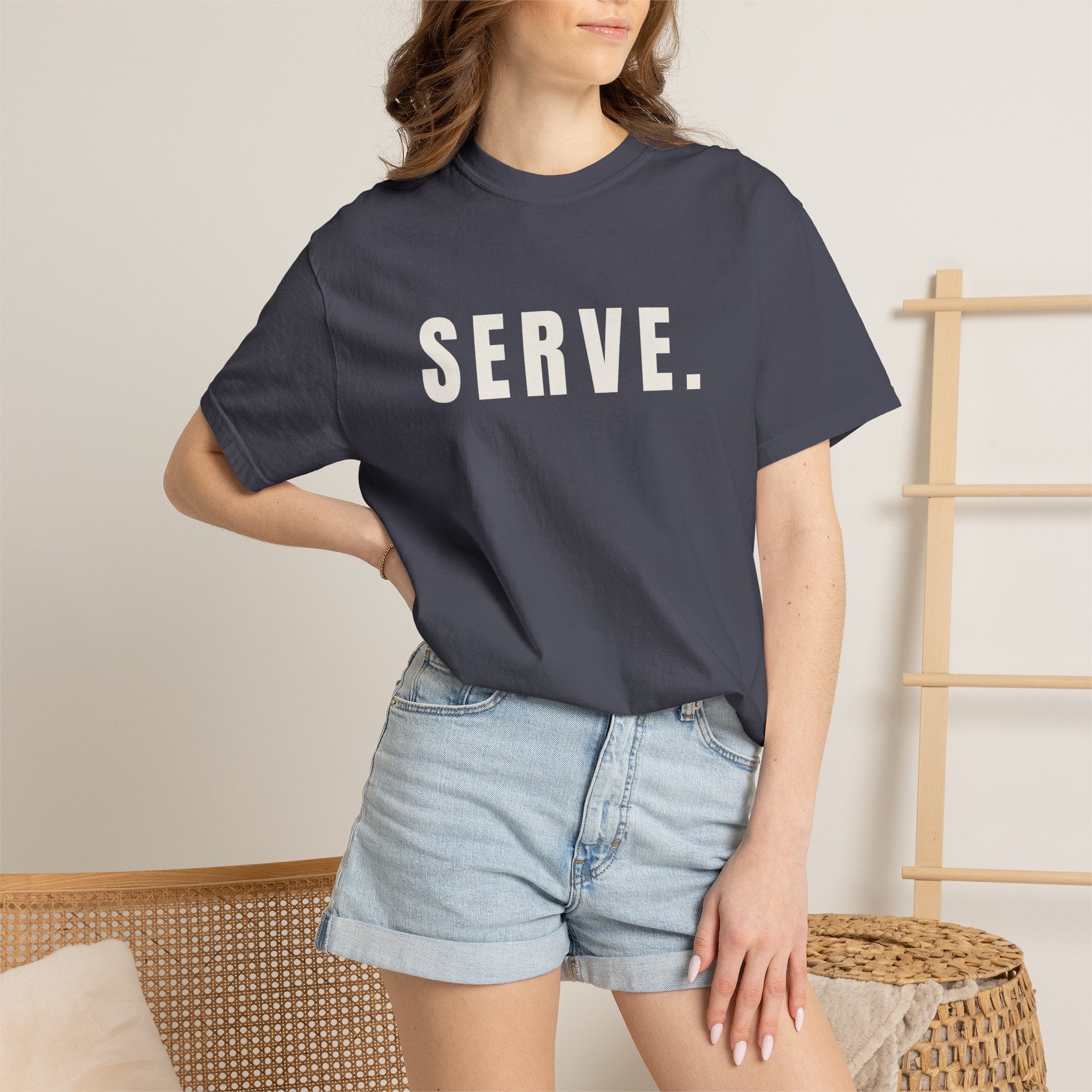 SERVE. | Christian Minimalist T-Shirt
